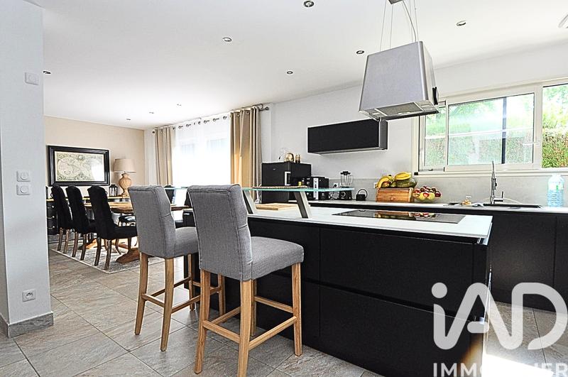 Maison - 141 m² - 6 pièces