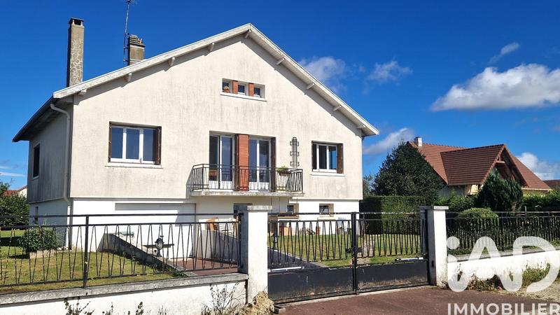 Maison - 141 m² - 7 pièces
