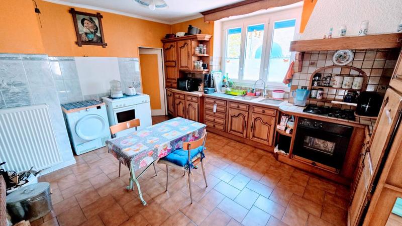 Maison - 107 m² - 5 pièces