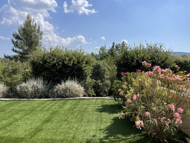 Maison - 203 m² - 5 pièces