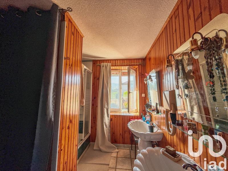 Maison - 195 m² - 8 pièces