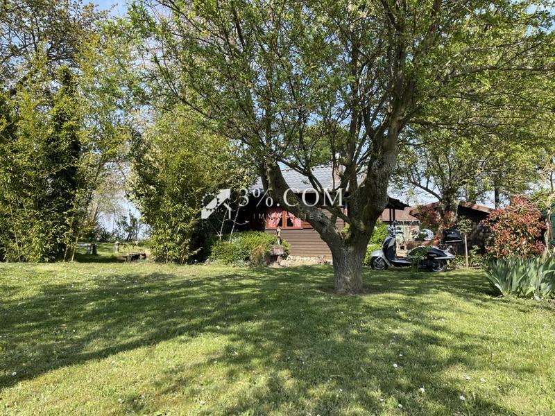 Terrain de loisirs - 1 523 m²