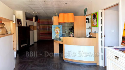 Maison - 340 m² - 12 pièces