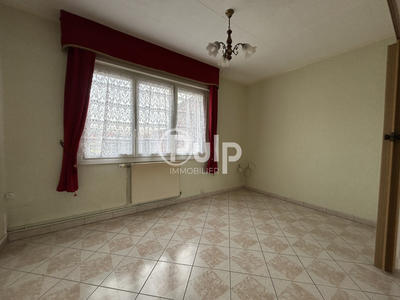 Maison - 76 m² - 4 pièces