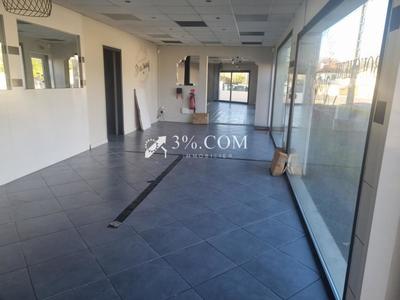 Local commercial - 201 m²