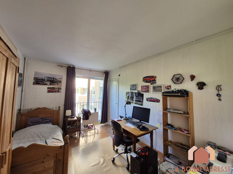 Appartement - 81 m² - 3 pièces