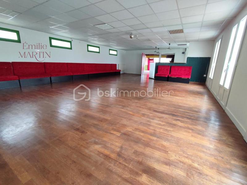 Local commercial - 388 m² - 7 pièces