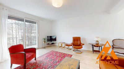 Appartement - 111 m² - 4 pièces