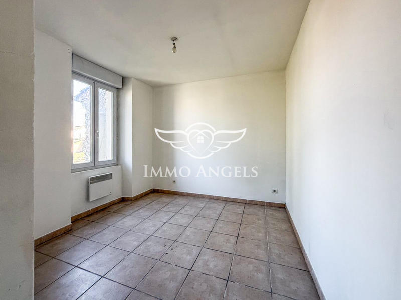 Appartement - 77 m² - 4 pièces