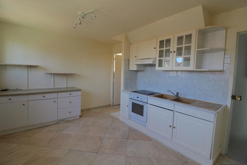 Appartement - 81 m² - 4 pièces