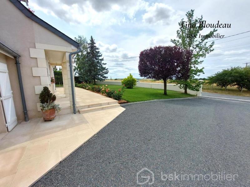 Maison - 180 m² - 8 pièces