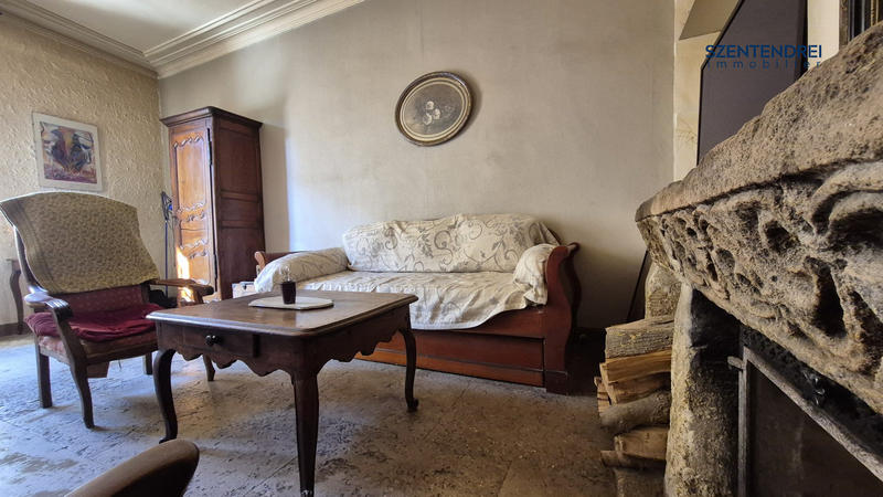 Maison ancienne - 203 m² - 8 pièces