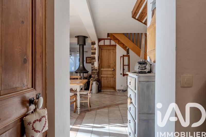 Maison - 106 m² - 5 pièces