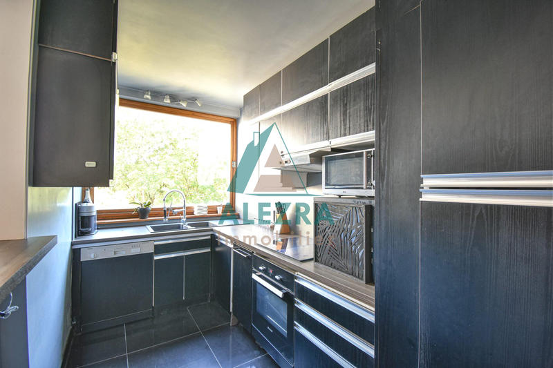 Appartement - 88 m² - 4 pièces