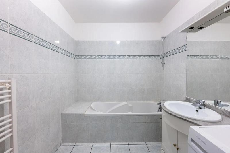 Appartement - 67 m² - 2 pièces