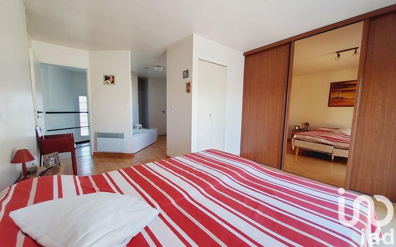 Maison - 179 m² - 6 pièces