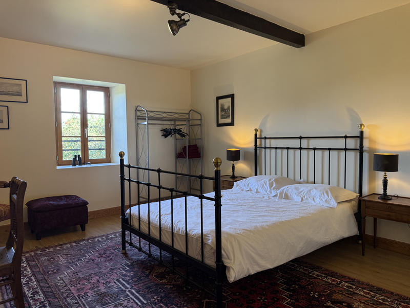 Maison - 280 m² - 10 pièces