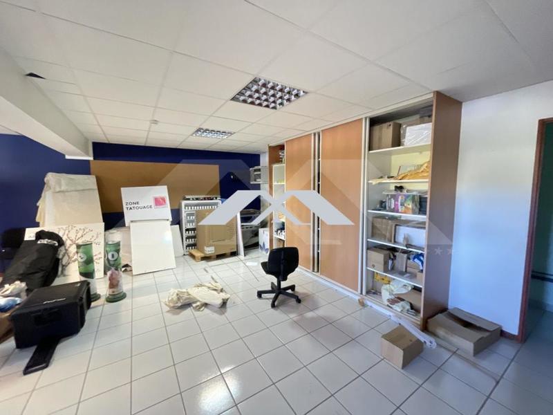 Bureau - 200 m² - 6 pièces