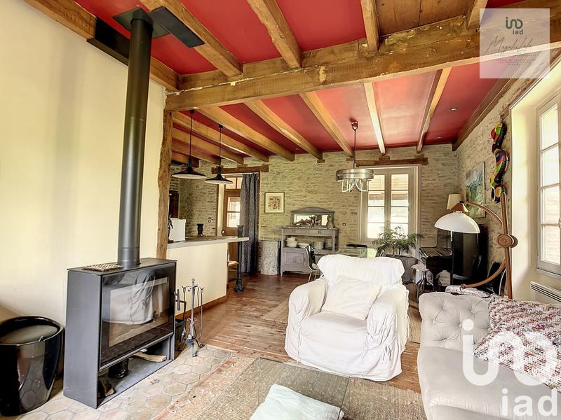 Maison - 200 m² - 10 pièces