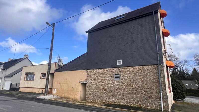 Maison - 267 m² - 7 pièces