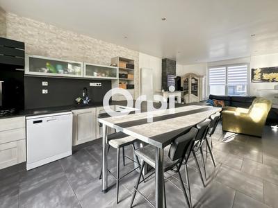 Maison - 105 m² - 5 pièces