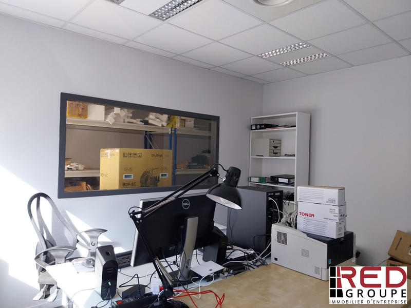 Local d'activités - 105 m²