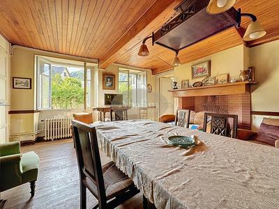 Maison - 165 m² - 8 pièces