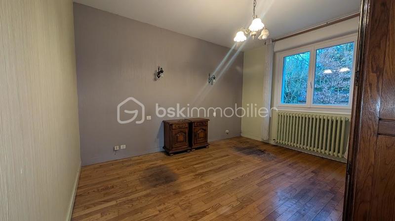 Maison - 92 m² - 5 pièces
