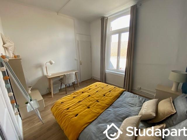 Chambre - 12 m² - 1 pièce