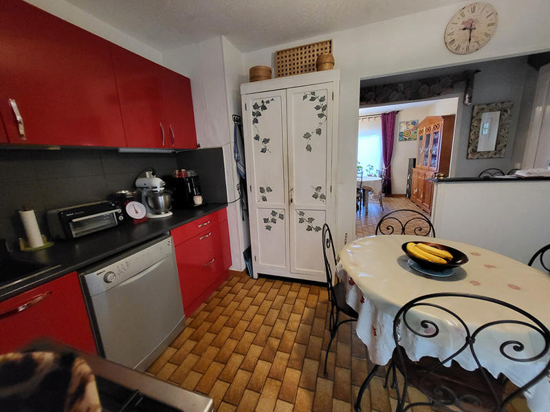 Maison - 90 m² - 5 pièces