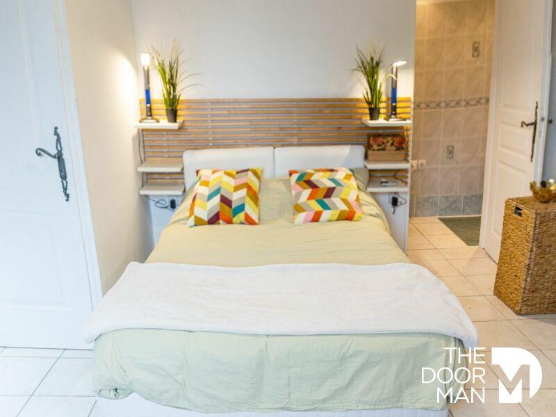 Propriété - 287 m² - 7 pièces