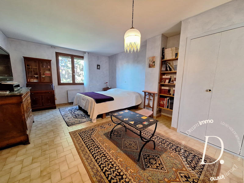 Villa - 163 m² - 6 pièces