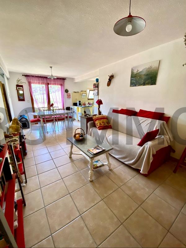 Maison - 229 m² - 4 pièces