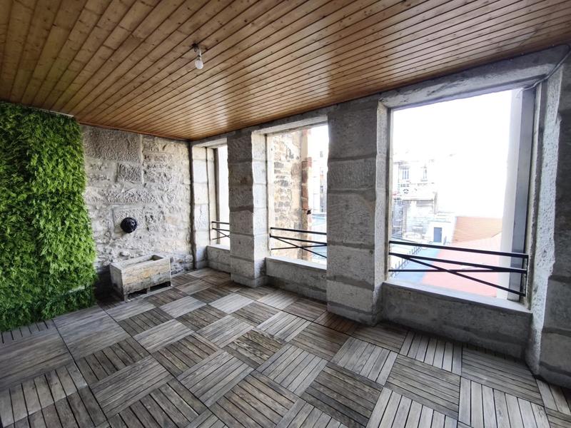 Appartement - 200 m² - 7 pièces