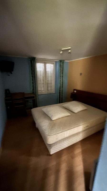 Maison - 600 m² - 19 pièces