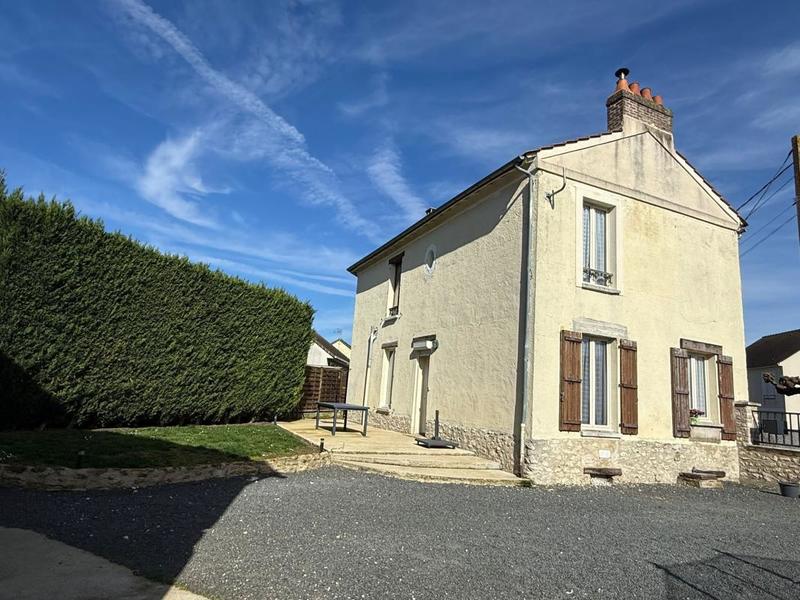Maison - 120 m² - 5 pièces