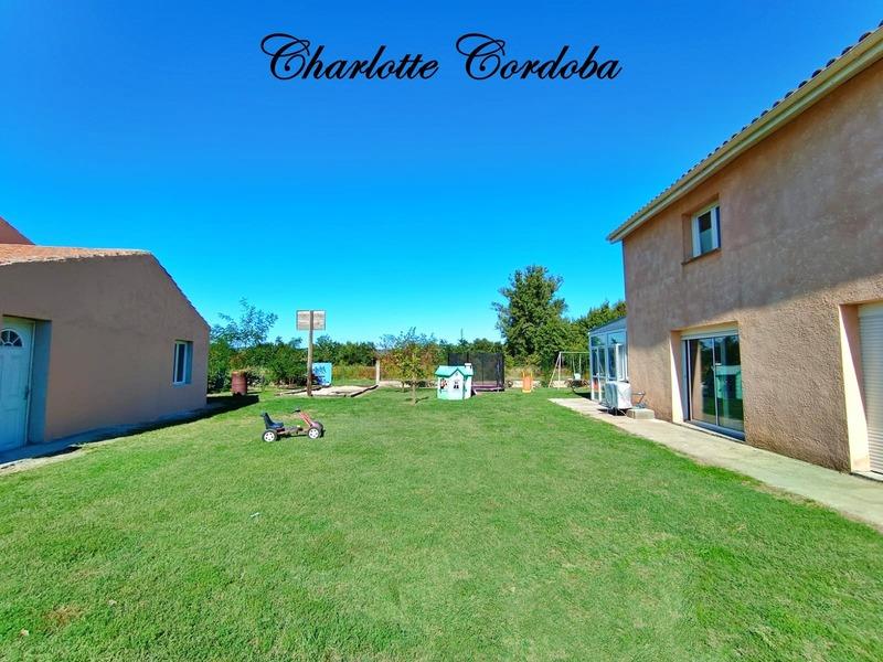 Maison - 253 m² - 9 pièces