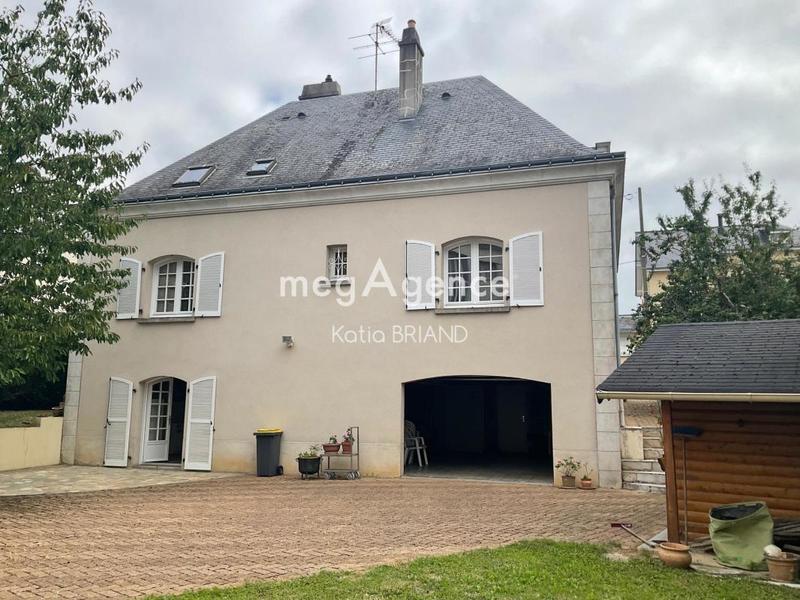 Maison - 175 m² - 6 pièces
