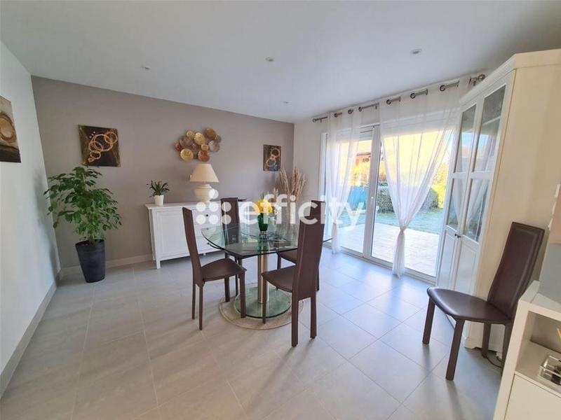 Maison - 120 m² - 5 pièces