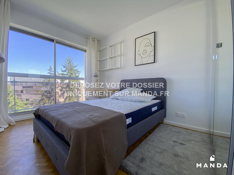 Chambre - 11 m² - 7 pièces