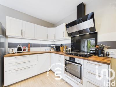 Appartement - 80 m² - 3 pièces