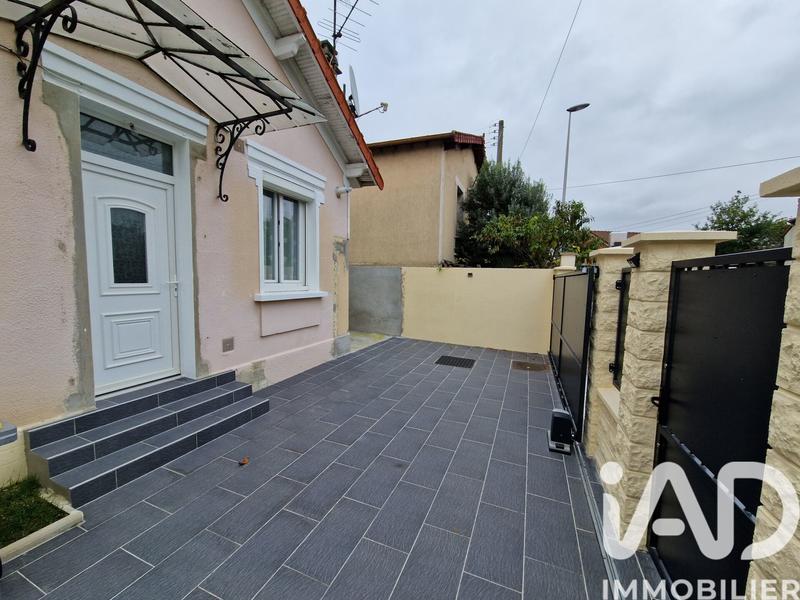 Maison - 98 m² - 5 pièces