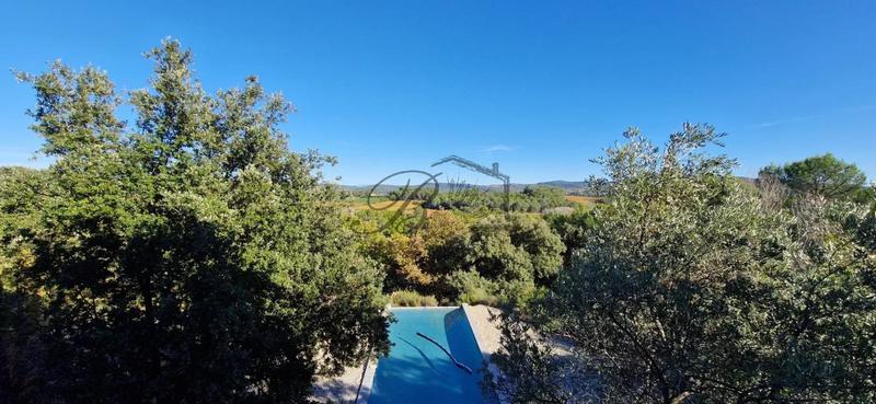 Villa - 250 m² - 5 pièces