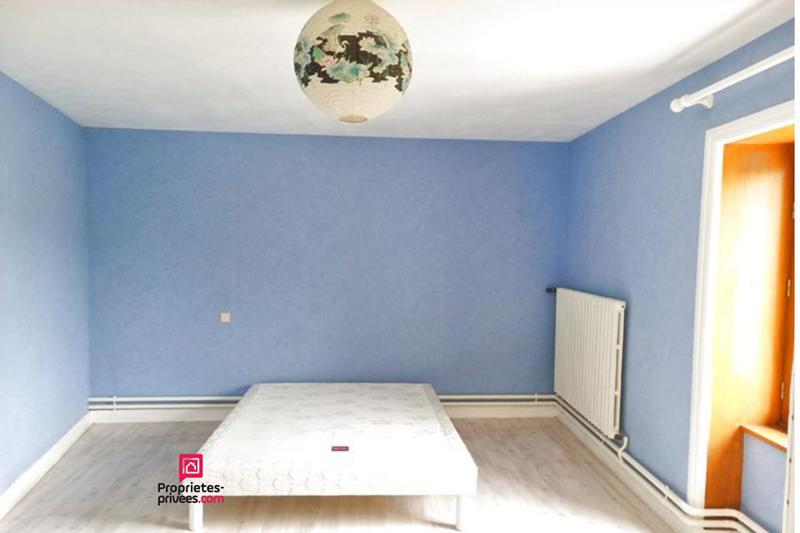 Maison - 230 m² - 9 pièces