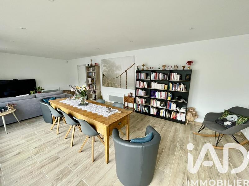 Maison - 317 m² - 17 pièces