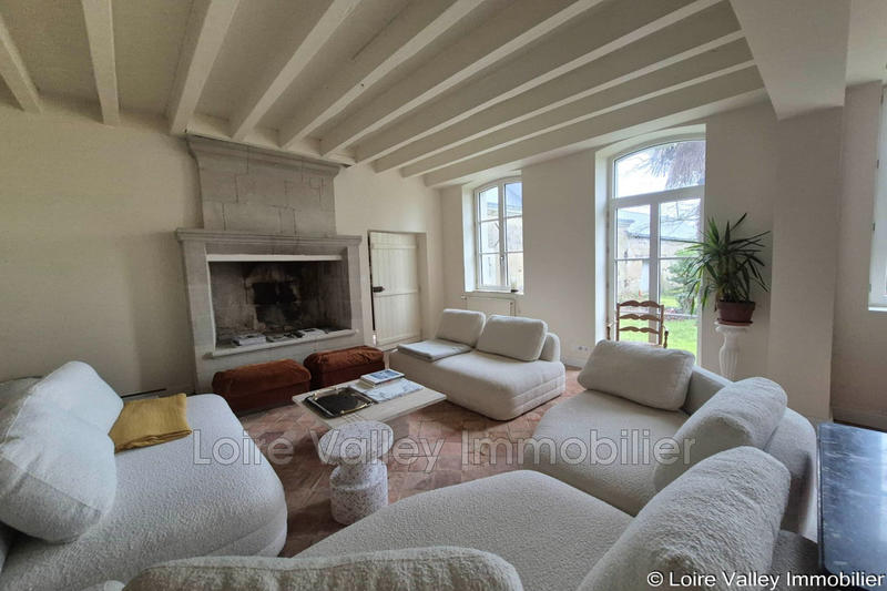 Maison - 211 m² - 6 pièces