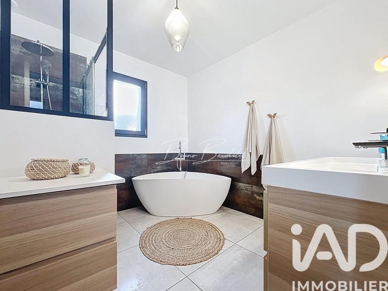 Maison - 125 m² - 6 pièces