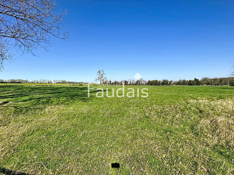 Maison - 210 m² - 1 pièce