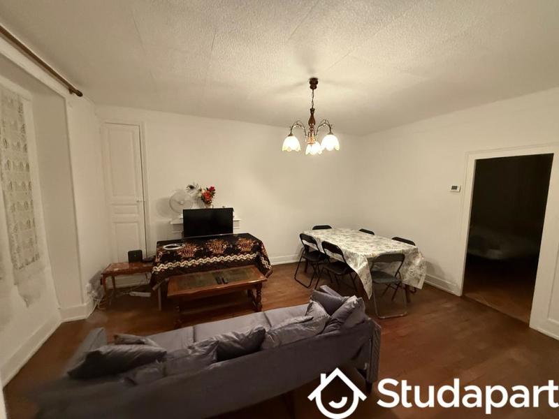 Chambre - 23 m² - 1 pièce