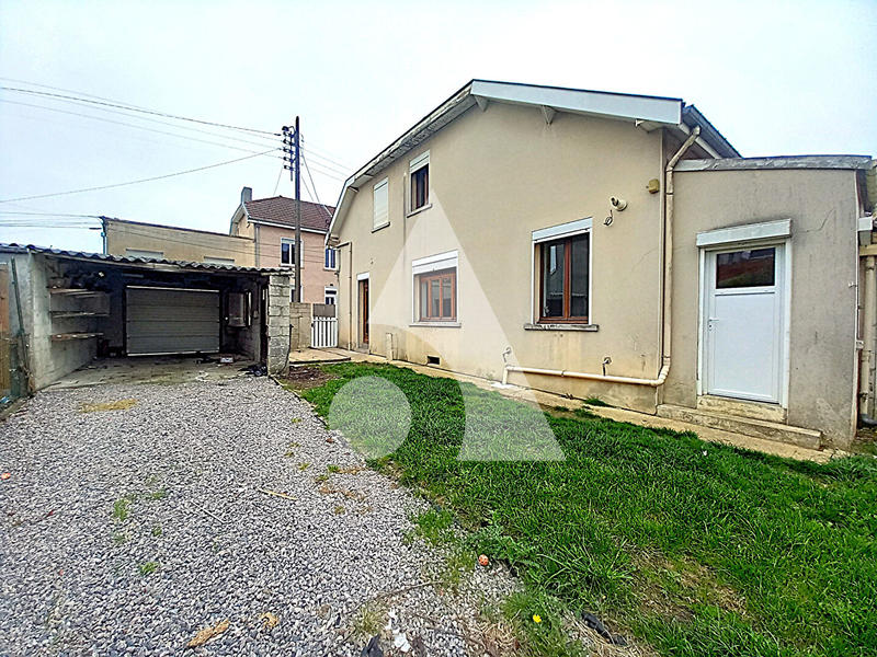 Maison - 75 m² - 5 pièces